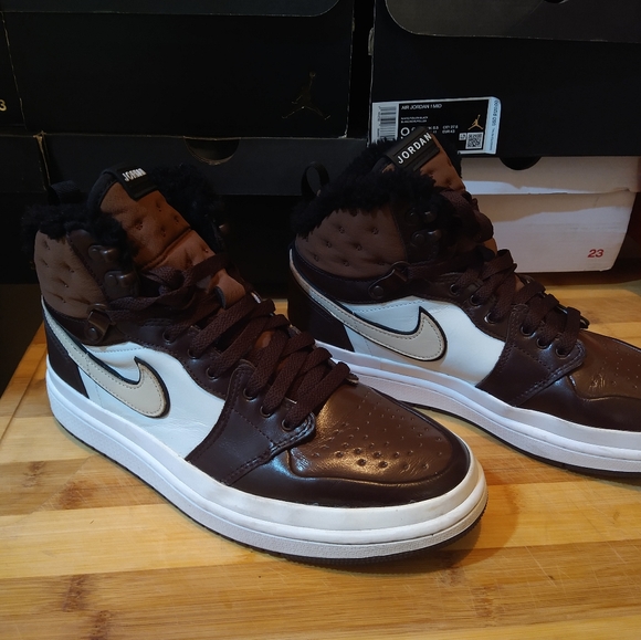 Jordan - Picture 1 of 2